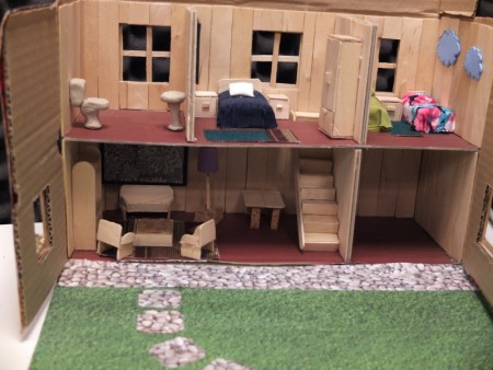 Creación de material fonoaudiológico: maqueta de casa 